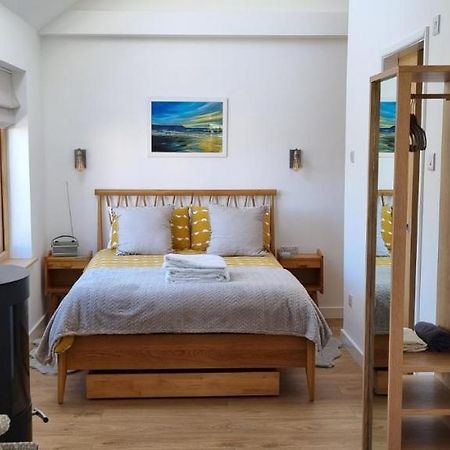 Villa The Brookhouse. Cheerful Tiny House With Seaview. Ilfracombe Exterior foto